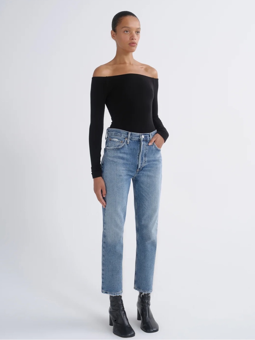 Agolde Riley Crop Jeans in Frequency Size 26 EUC
